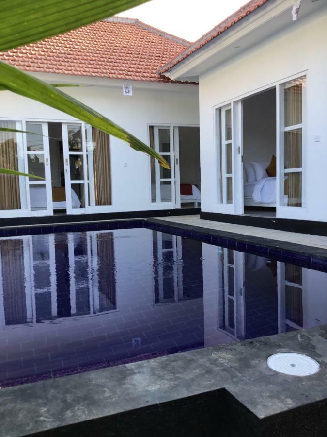 Queen Guest House Tulamben Exterior photo